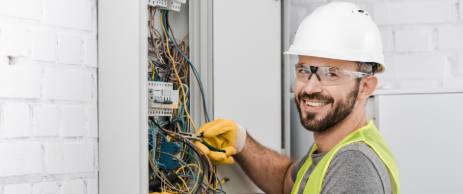 Wiring Specialist Electrician Dubai