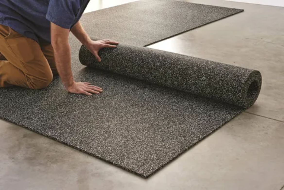 Rubber Flooring Rolls Vs Interlocking Floor Tiles